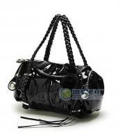 东莞手袋厂引领潮流 时款包设计与加工一站式解决方案